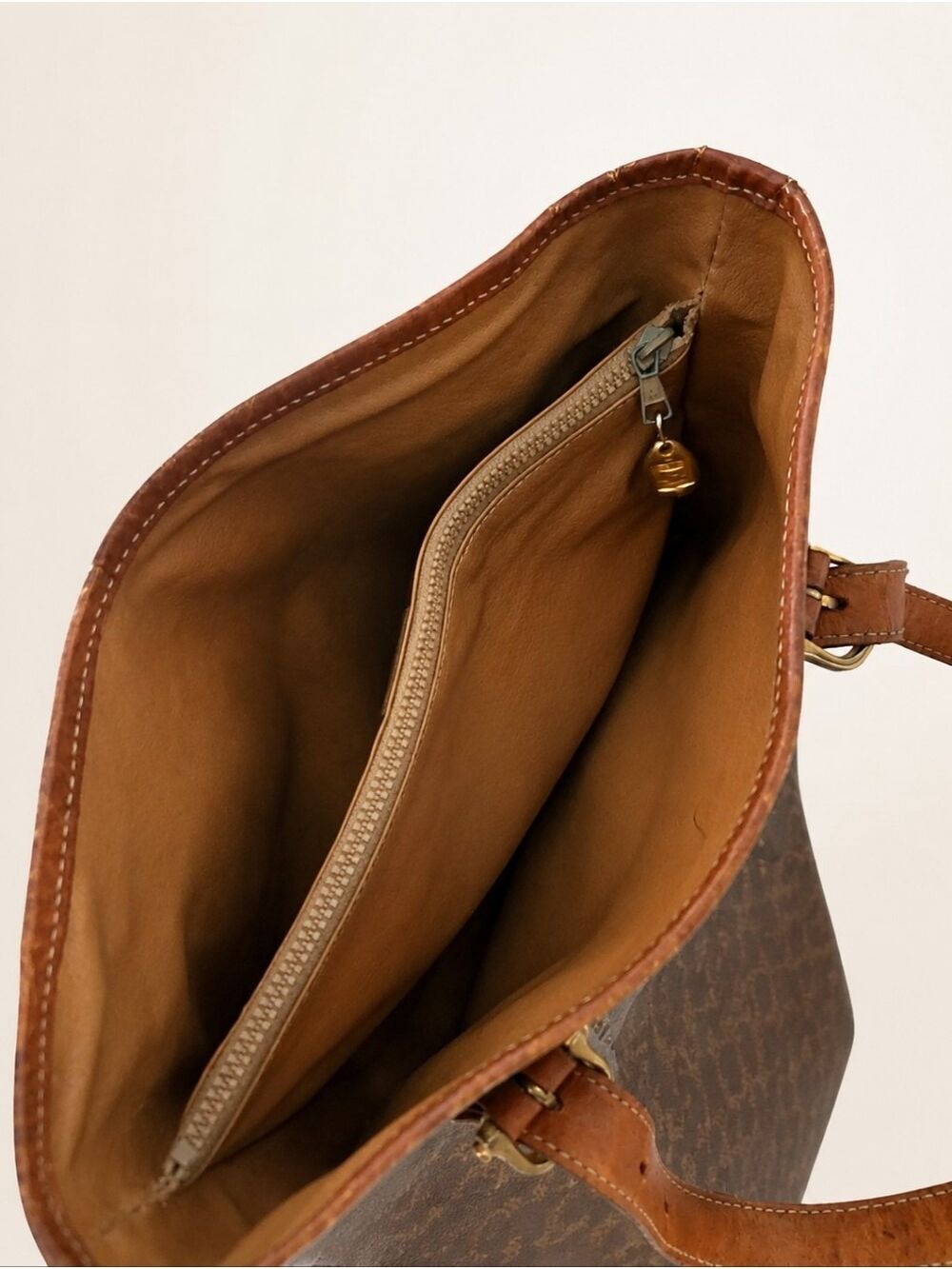 Vintage Celine Macadam Brown Leather Shoulder Tote Bag Made in Italy - Picture 6 of 16